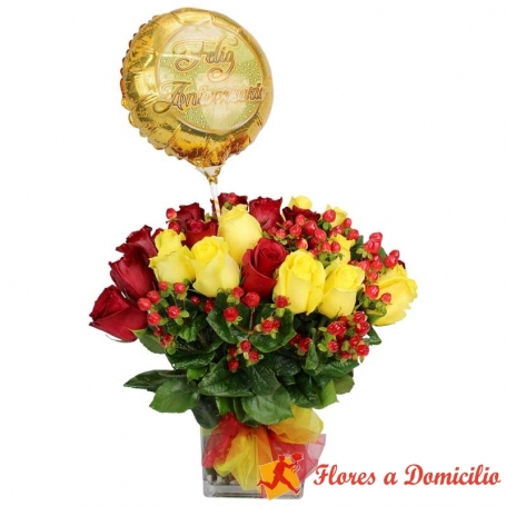 Florero de 24 rosas rojas y Amarillas + Globo feliz Aniversario