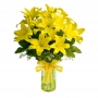 Florero con 10 Liliums Amarillos más flores mix