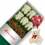 OFERTA DE CAJA CON 6 ROSAS BLANCAS MAS PELUCHE Y GLOBO TE AMO